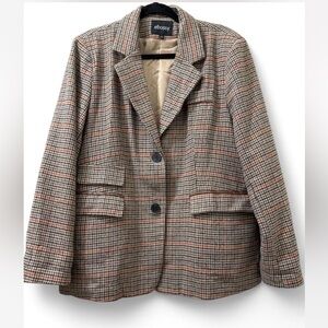 Women’s Tan plaid lined blazer with faux leather pocket trim & elbow detail XXL